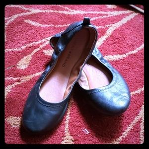 Lucky brand black leather ballet flats